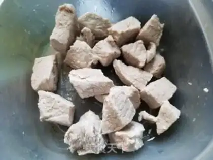 Make The raw wheat tofu soup step 2