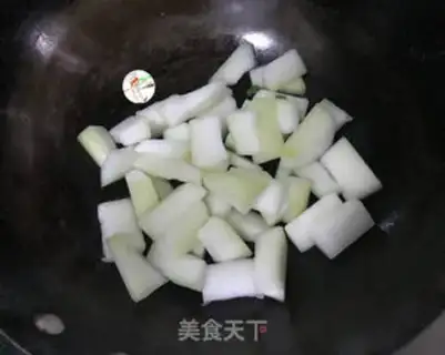 Make A melon with pepper beef step 2