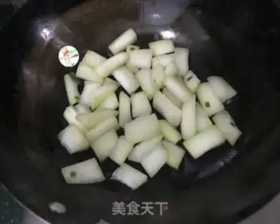 Make A melon with pepper beef step 3