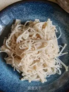 Make Frozen needle mushrooms step 4