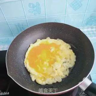 Make Autumn fried eggs step 4