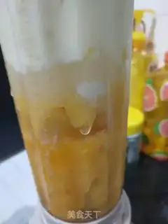Make Yogurt mango mousse cake step 2