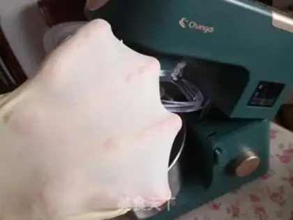 Make Flutterball bread step 1