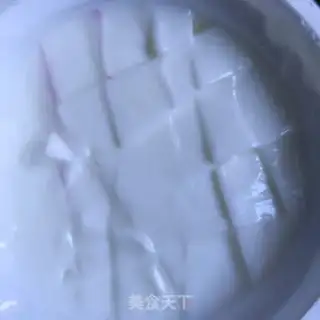 Make Old yogurt with dragon nuts step 3