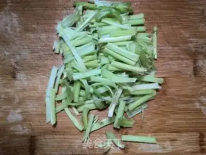 Make Celery fried dry step 2
