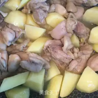 Make Curry potato chicken step 5