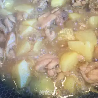 Make Curry potato chicken step 7
