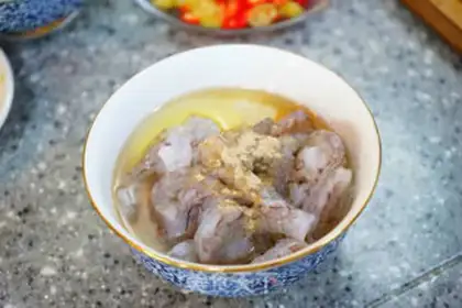 Make Tomato sour shrimp step 2
