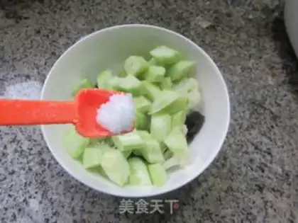 Make Black cucumber pickles step 6