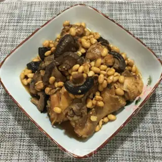 Make Mushrooms, beans, chicken legs step 7