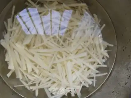 Make Frozen potatoes step 1