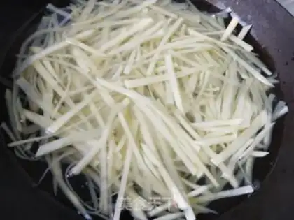Make Frozen potatoes step 4