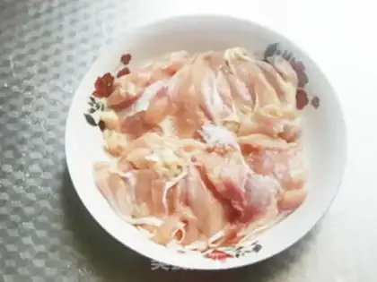 Make Take the chicken leg chop step 1