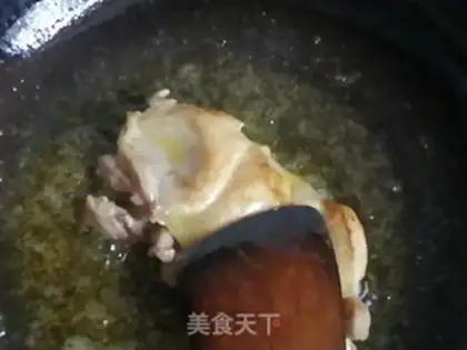 Make Take the chicken leg chop step 4