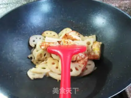 Make Fried eggs, fried fruit step 8
