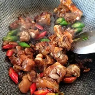 Make Pepper fried pig hoof step 15