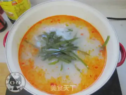 Make A greasy seafood soup step 3