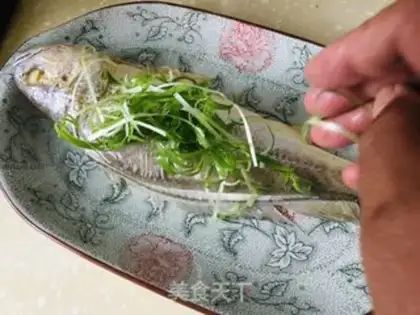 Make Fresh yellow fish step 4
