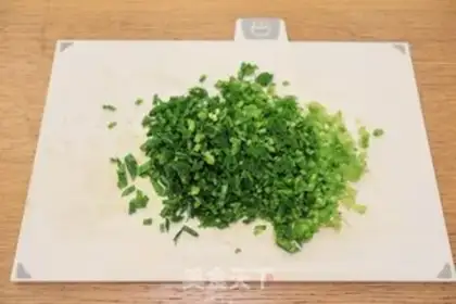 Make Tasty Quickie Eggs and Shrimp step 4