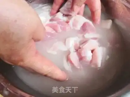 Make Red roasted eggs step 1