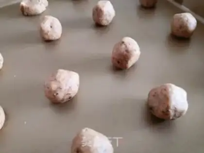 Make oatmeal cookies step 2