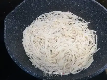 Make The fragrance is red step 1