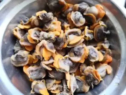 Make Spinach with a twirl step 1
