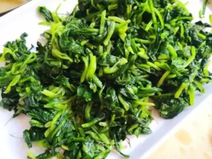 Make Spinach with a twirl step 2