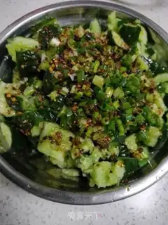 Make A cucumber with a cold stick step 2