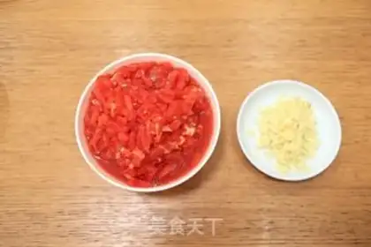 Make Tomato sauce, butterflies step 1
