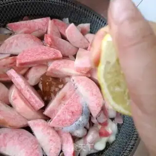 Make Peach cans step 7