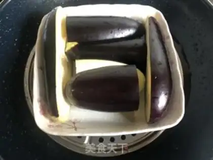 Make The cold hand tore the eggplant step 1