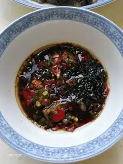 Make Pyramid garlic and mashed eggplant step 5