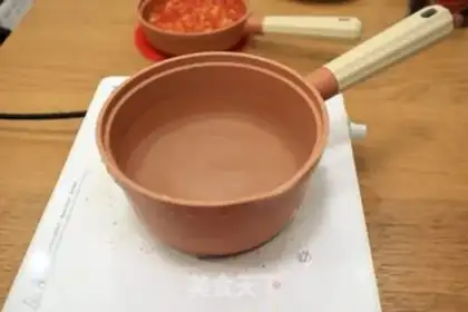 Make Tomato sauce, butterflies step 6