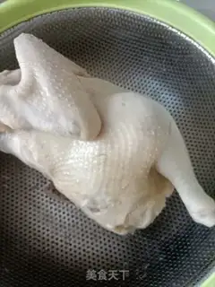 Make "Hands tore up the chickens." step 1