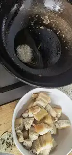 Make Quail egg red pork step 3