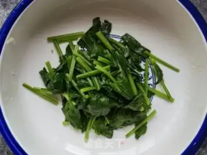 Make Spinach with peanut rice step 3