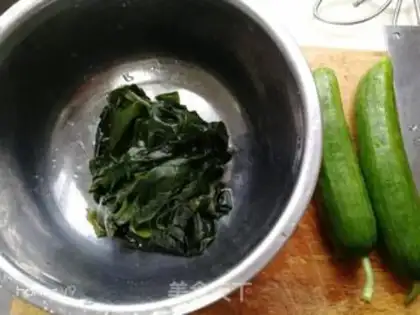 Make Creaming cucumbers step 0