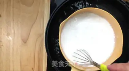 Make A wide white loaf step 3