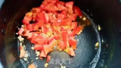 Make Tomato egg noodles step 5