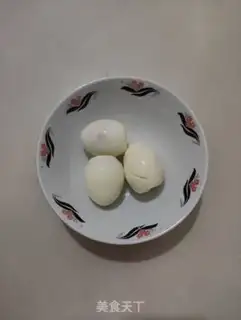 Make Beer spicy eggs step 1