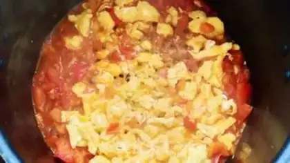 Make Tomato egg noodles step 7