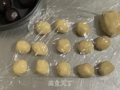 Make A wide moon cake step 6