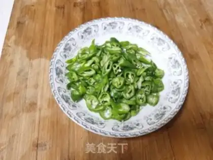 Make Spicy oil step 1