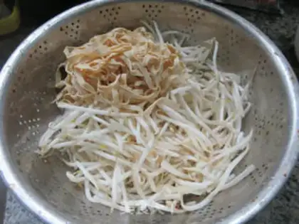 Make A thousand sprouts of silk beans step 0