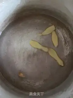 Make Ginger pickle soup step 1