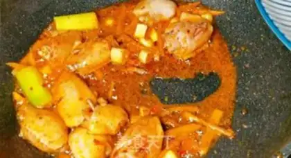 Make Slutty chicken wings and potatoes step 5