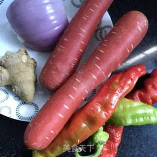 Make Chicken-legged radish potatoes step 1