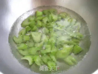 Make Celery cashew step 1