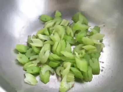 Make Celery cashew step 2